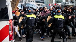 注意：荷兰爆发大规模反封锁抗议活动